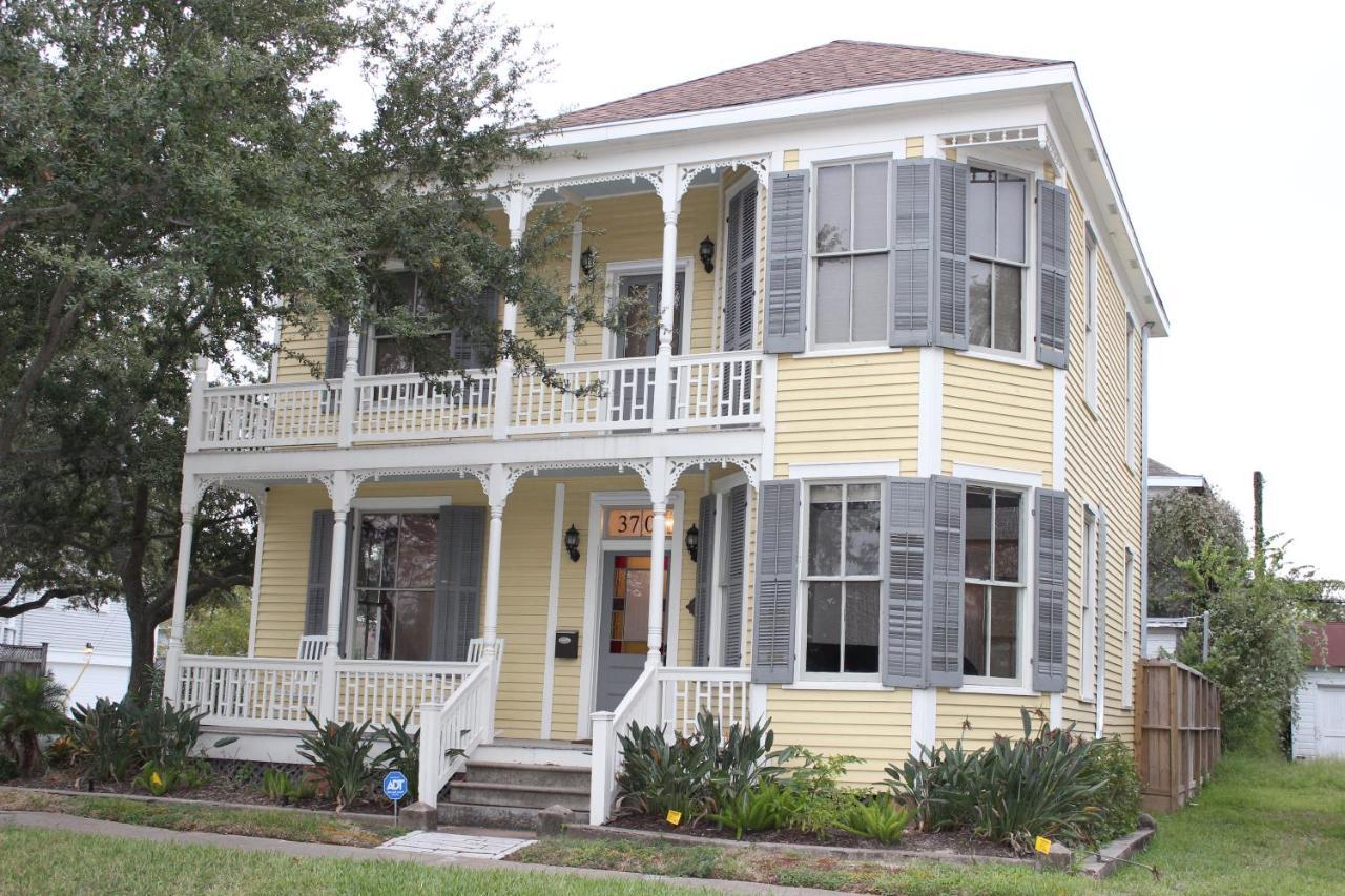 Historic 1899 Home For Summer Galveston Exterior foto